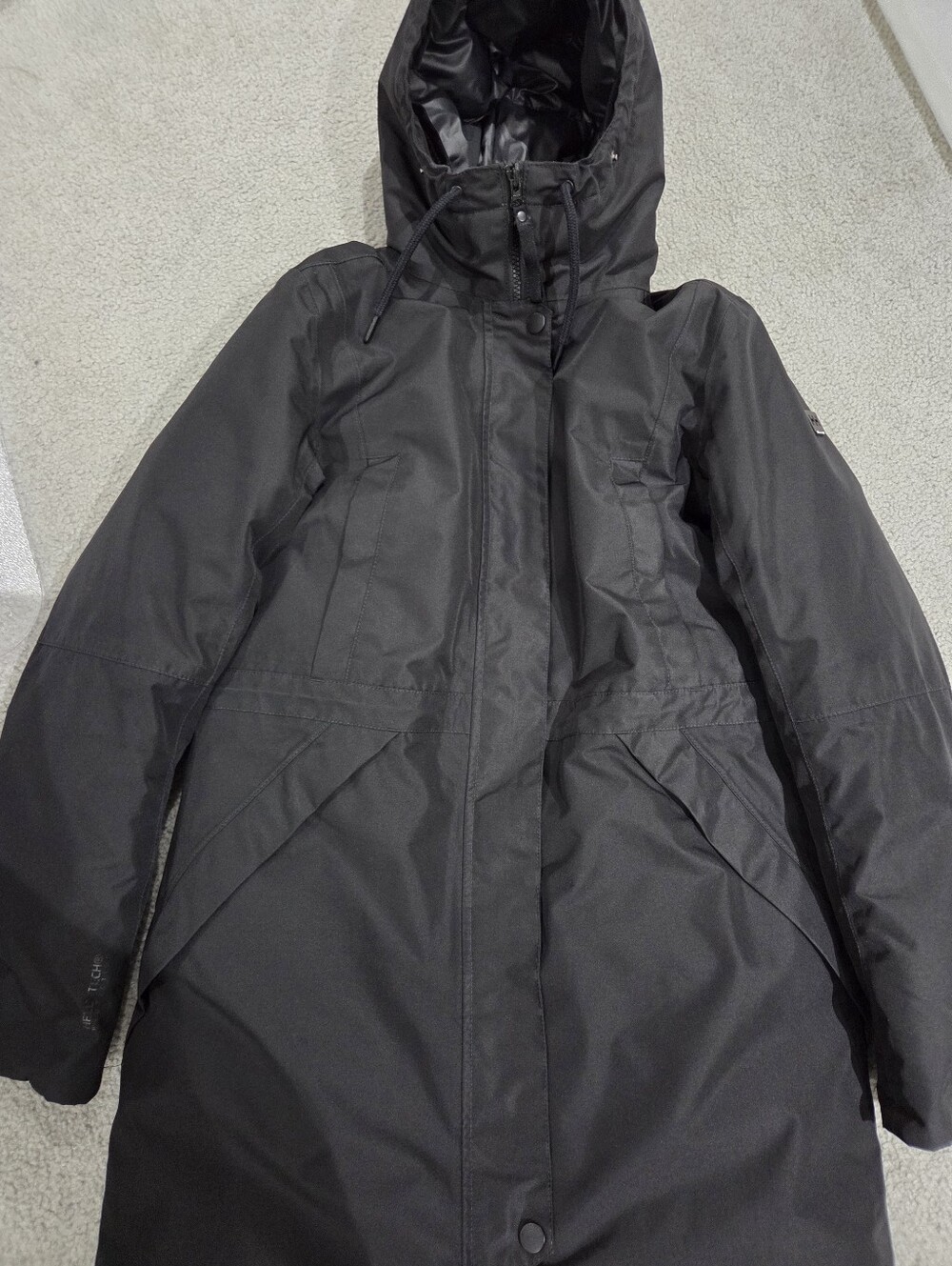 Helly Hansen Women's Black Hooded Waterproof Insulated Puffer Parka